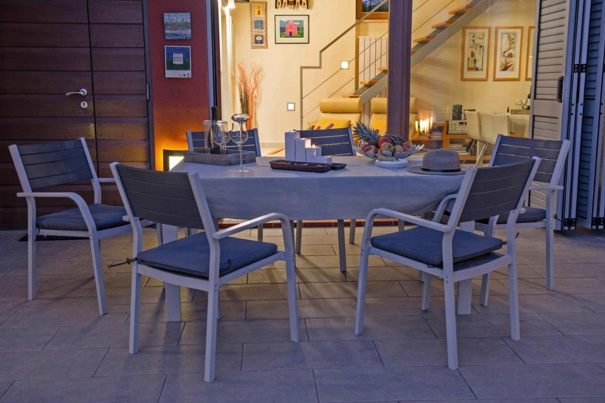 Villa Emili In Medulin - Haus Fuer 4-5 Personen Екстериор снимка